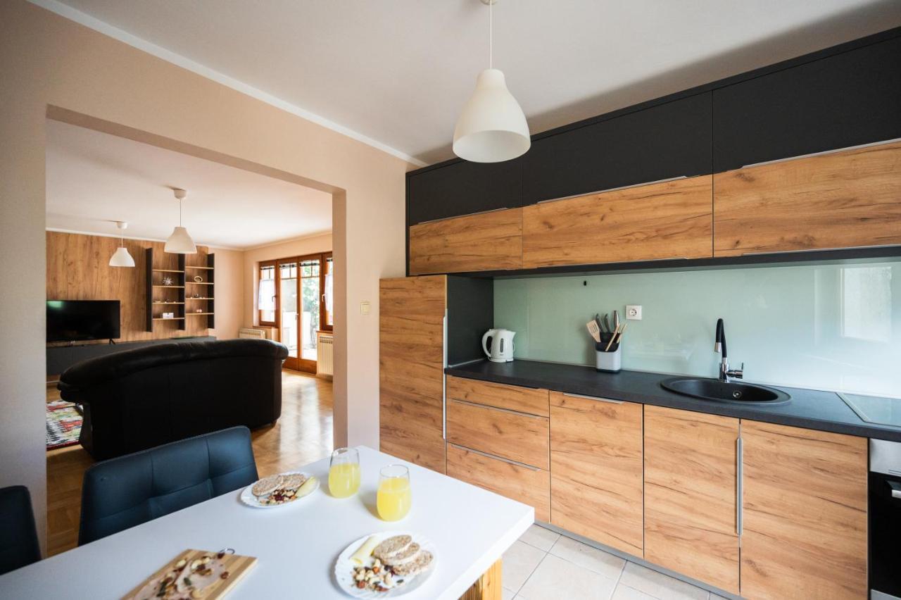 Duplex Apartment For Up To 12 People- Old Town Saraybosna Dış mekan fotoğraf