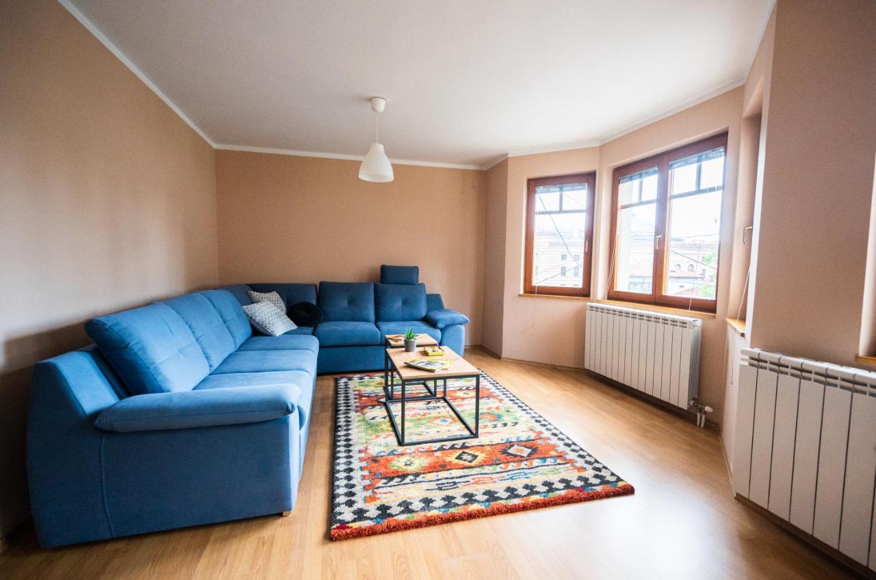Duplex Apartment For Up To 12 People- Old Town Saraybosna Dış mekan fotoğraf