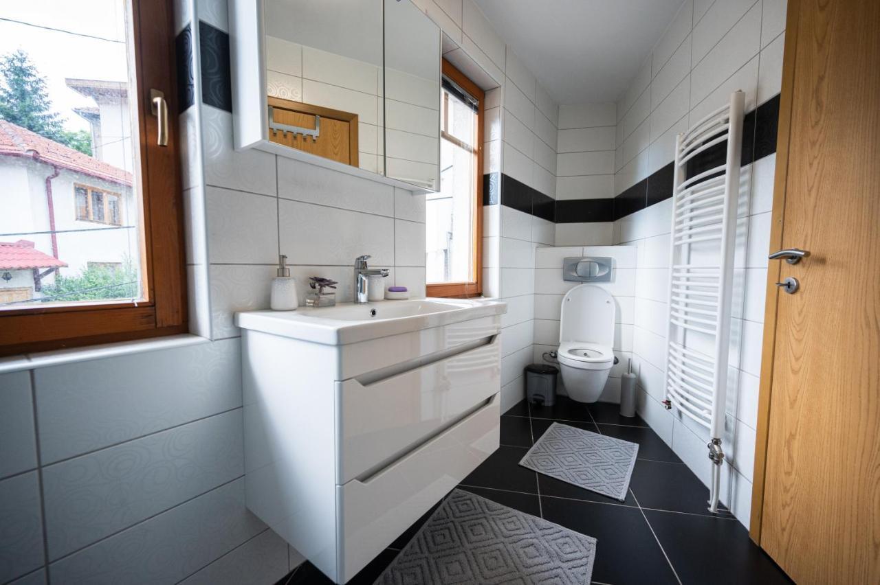 Duplex Apartment For Up To 12 People- Old Town Saraybosna Dış mekan fotoğraf