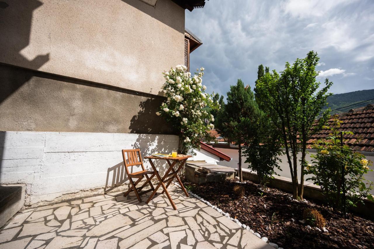 Duplex Apartment For Up To 12 People- Old Town Saraybosna Dış mekan fotoğraf