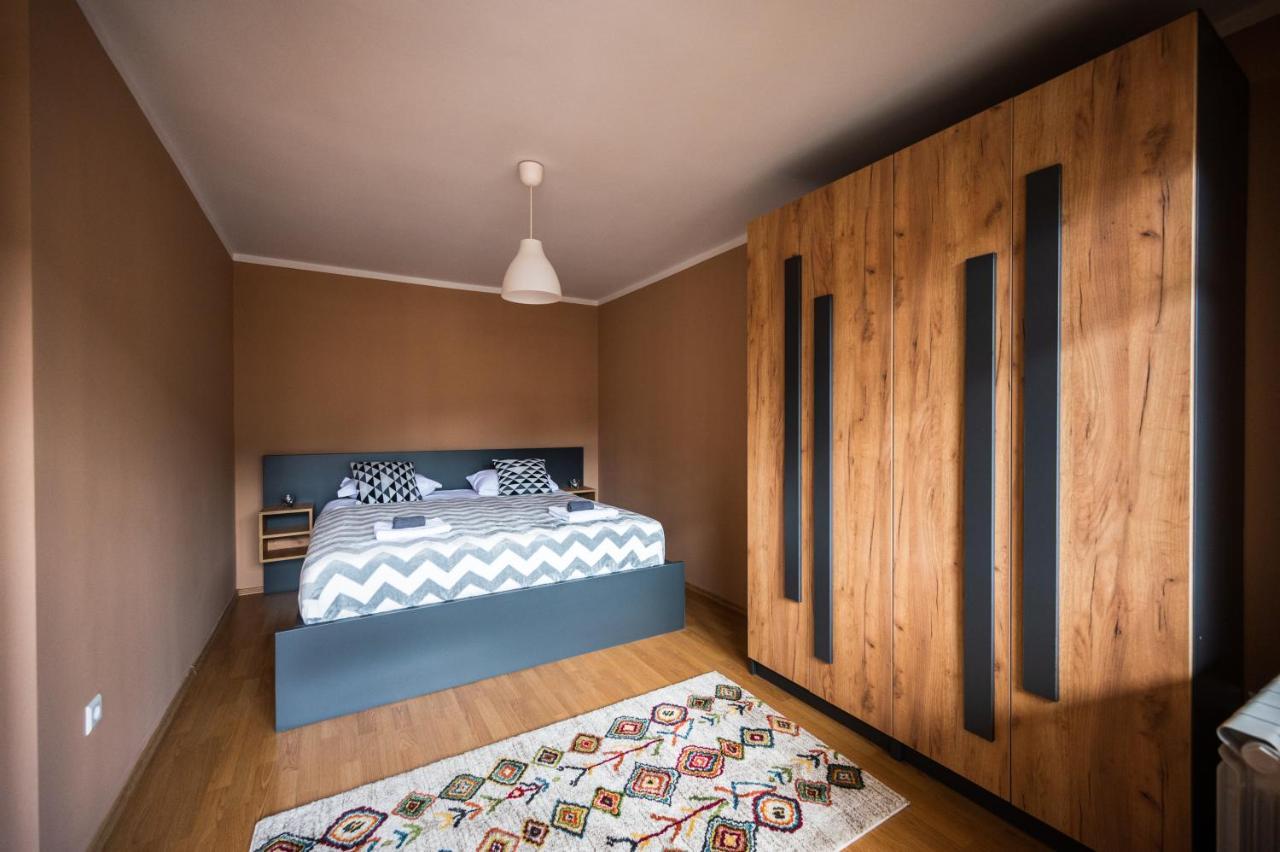 Duplex Apartment For Up To 12 People- Old Town Saraybosna Dış mekan fotoğraf